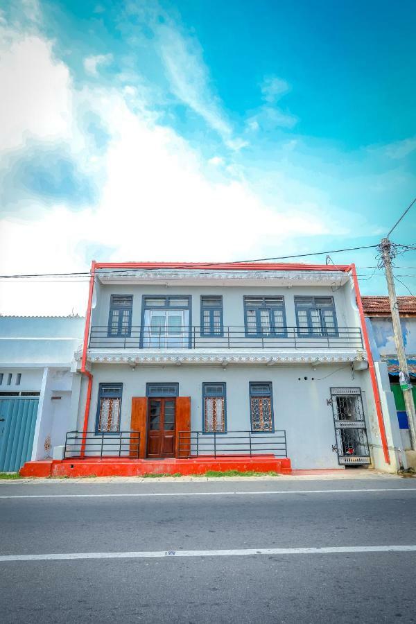 Jaffna Premier Inn Exterior photo