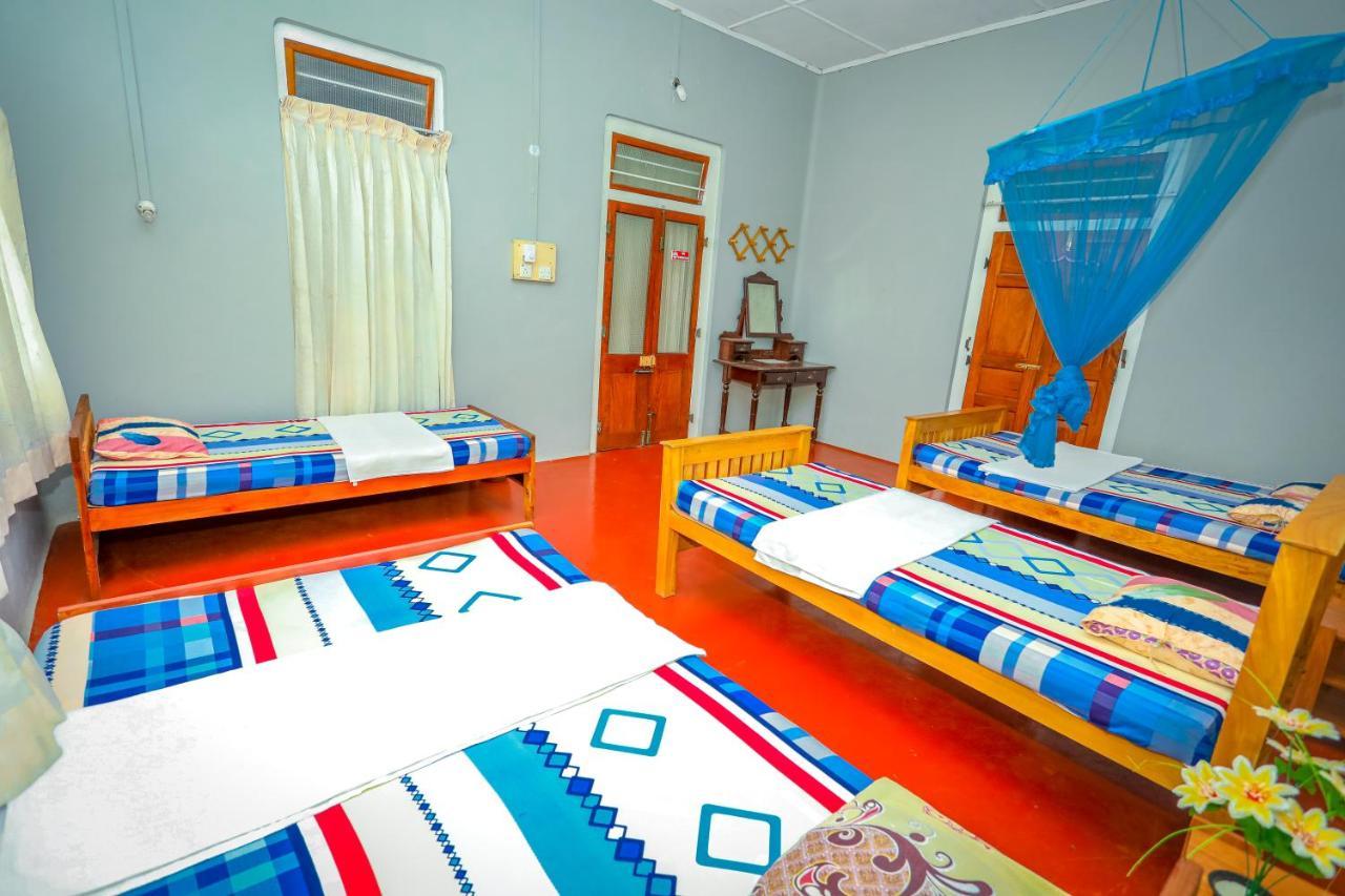 Jaffna Premier Inn Exterior photo